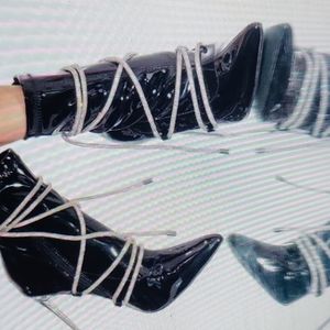 Ladies Black Ankle Boot